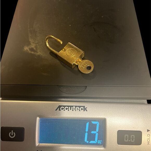 Gold LV Lock and Key Louis Vuitton #226 - Picture 6 of 9
